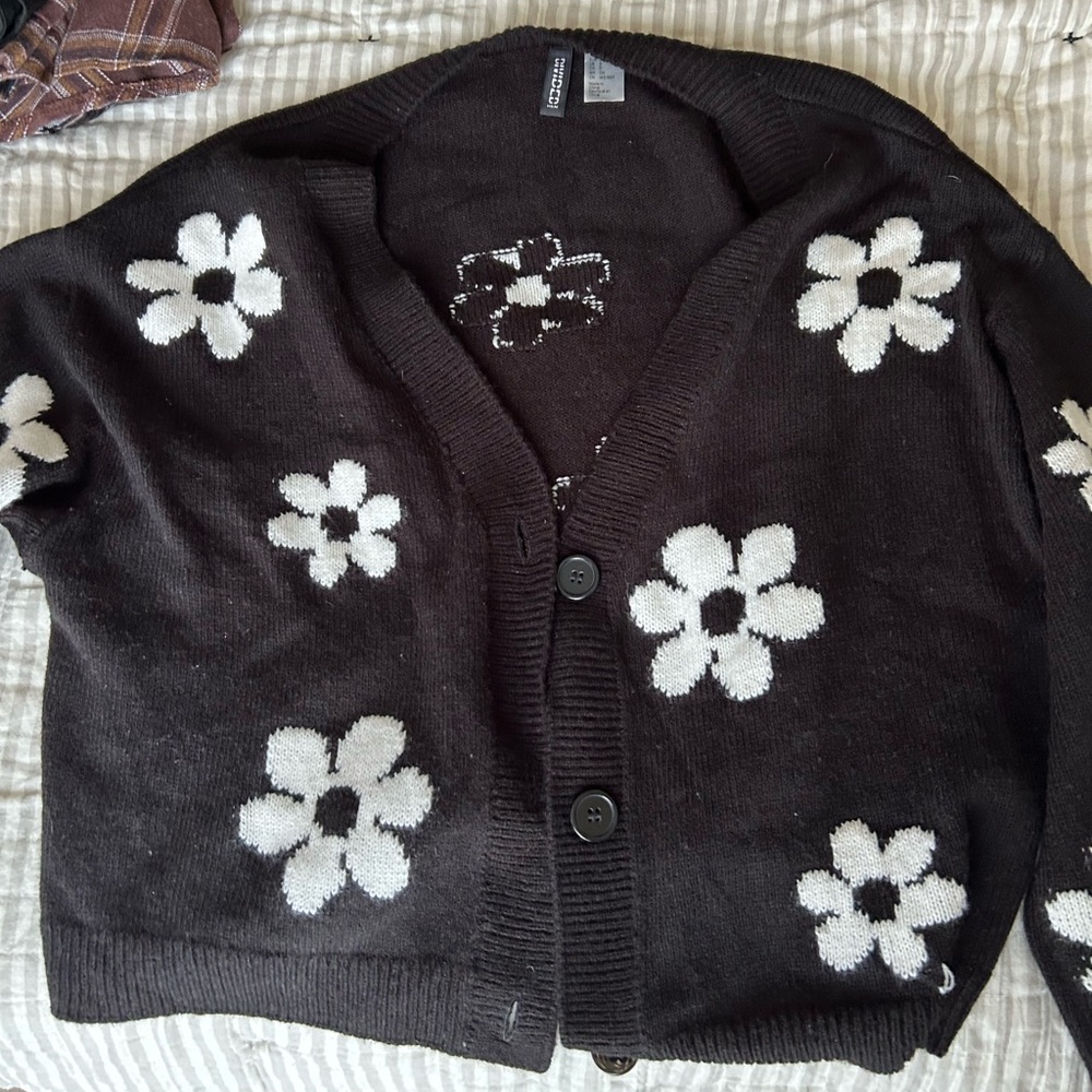 H&M Black and White Floral Cardigan